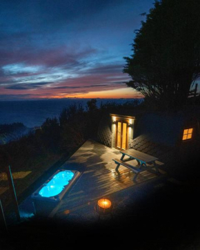 Sea View - Hot Tub